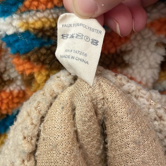 GUC Simply Southern sherpa pullover - Picture 4 of 6